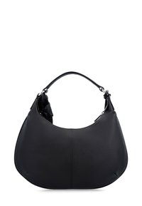 Sac hobo en cuir noir avec une texture lisse, de forme courbée et une seule anse. Comprend une fermeture éclair et des accents froncés sur l'anse.