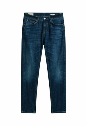 Dunkelblaue Slim-Fit-Jeans mit Vorderentaschen, Gürtelschlaufen und Knopfverschluss, flach auf weißem Hintergrund präsentiert.