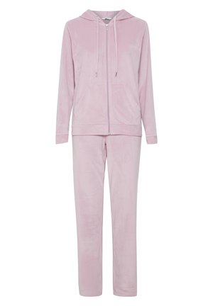 Rosa Velours-Trainingsanzug mit einer Kapuzenjacke mit Reißverschluss und passenden Pants. Der Stoff hat eine weiche Textur und die Kapuzenjacke hat vordere Taschen.