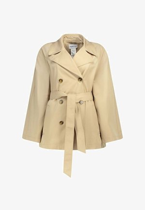 Beige dubbelgeknoopte trenchcoat met brede revers, knoopsluiting en bijpassende stoffen riem gestrikt in de taille.