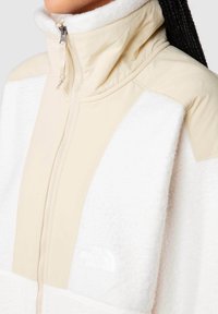 The North Face HIGH PILE DENALI - Fleecejacka - white