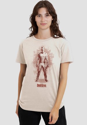 DAREDEVIL BORN AGAIN HELL’S KITCHEN GRAFFITI - Print T-shirt - off-white