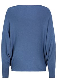 Blauer Strickpullover mit lockerer Passform, der überschnittene Schultern und gerippte Bündchen aufweist. Glatte Textur und schlichtes Design. Rückansicht gezeigt.