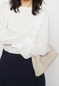 Esprit Bluse - off-white