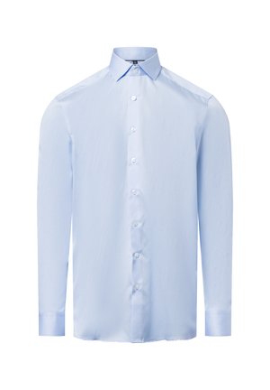 Helles blaues Langarmhemd aus glattem Stoff, mit durchgehender Knopfleiste, klassischem Kragen und Knopfmanschetten, ohne Muster oder Akzente.