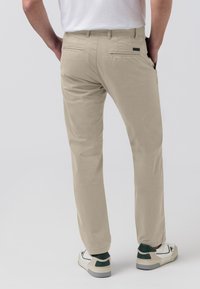 Pierre Cardin FUTUREFLEX ANTIBES - Chinos - vintage khaki