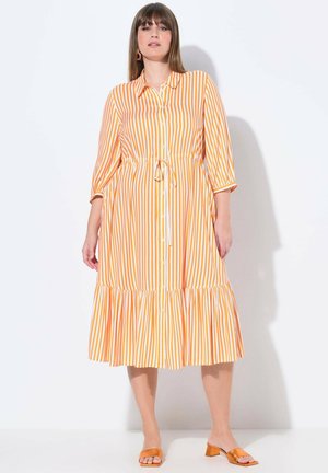 Ulla Popken STRIPED 3/4 SLEEVE BUTTON DOWN - Blousejurk - bold orange