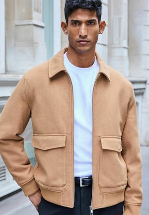 ZIP THROUGH PADDED - REGULAR FIT - Lagana jakna - camel neutral