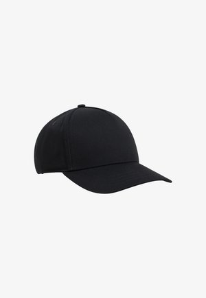Sort seks-panel baseballkasket med buet skygge og topknap, vist i en let vinkel på hvid baggrund.