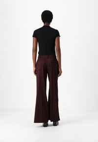 Pinko BENEDETTI PANTALONE - Nohavice - bordeaux intenso