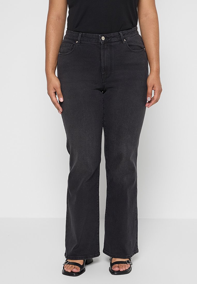 Schwarze, ausgestellte Jeans aus Denim mit hoher Taille, fünf Taschen-Design und dezentem Verblassen. Verfügt über einen Metallknopf und Stickdetails.