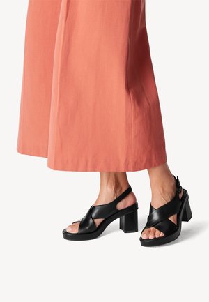 Tamaris, Sandales à plateforme - black