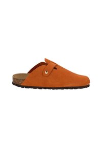 Oranje suede klomp met een ronde neus en een zijband. Voorzien van een kurken voetbed en een rubberen zool voor grip. Eenvoudig ontwerp zonder patronen.