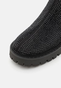MICHAEL Michael Kors ASHER FLAT BOOTIE - Μποτάκια πλατφόρμα - black