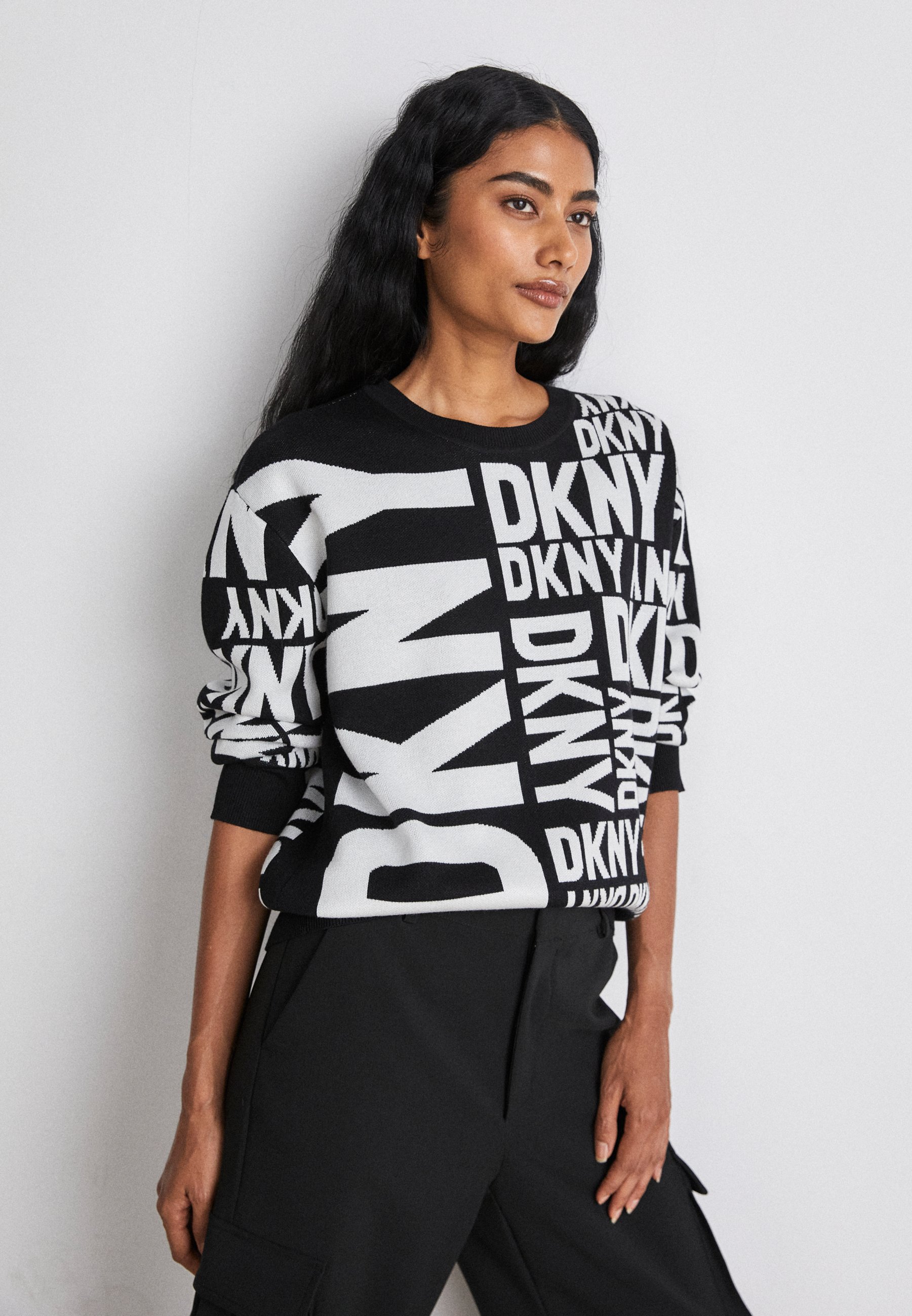 dkny black and white sweatshirt