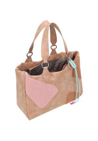 Tan leren tote bag met roze en bruine accenten, voorzien van twee schouderriemen, een textuurpatch en een interieur met stippen.