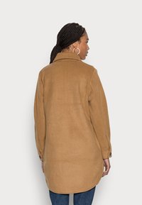 Esprit Casaco clássico - camel