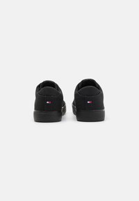 Tommy Hilfiger Sneakers basse - black