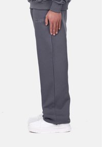 Dropsize RELAXED FIT JOGGER - Træningsbukser - steel grey