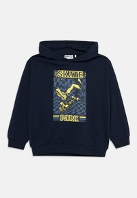 Valimata, navy blazer