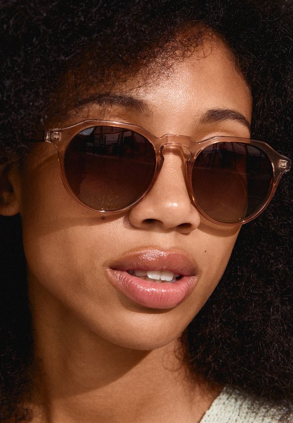 ALEJANDRA - Sunglasses2