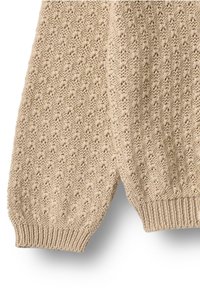 Beige gebreide trui met een gestructureerd patroon van kleine diamanten, met ribgebreide manchetten en zoom. Zacht, middelzwaar stof.