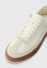 Calvin Klein Joggesko - marshmallow