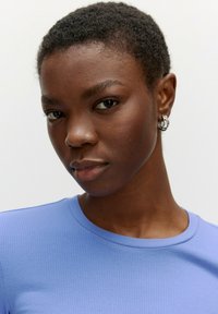 EDITED INOA - Longsleeve - blau