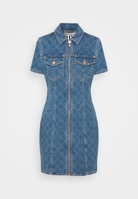 Jeansklänning med korta ärmar, knäppning vid kragen, framdragkedja, texturerat mönster, två bröstfickor och detaljer i guldton.