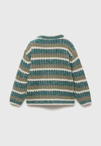 Pleteni pulover z vodoravnimi črtami v teal, olivni in bež barvi. Okrogla vrata, dolgi rokavi in teksturirana tkanina z ohlapnim krojem.