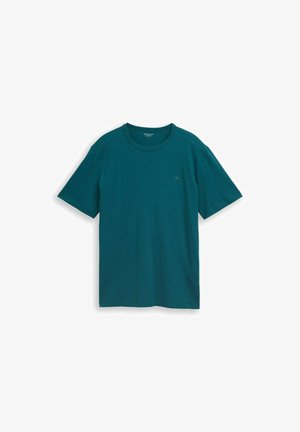 Tweekleurig groen T-shirt met korte mouwen, ronde hals, klein logo op de borst en een regular fit, weergegeven op een witte achtergrond.