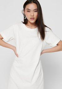 JDY IVY JRS - Robe en jersey - cloud dancer
