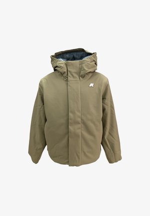 Giacca invernale beige con cappuccio, zip frontale coperta da una pattina e piccolo logo bianco sul petto sinistro.