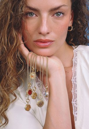 FABLE ENGLAND, SCORPIO ZODIAC SPINNER - Ketting - gold-coloured