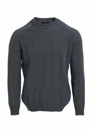 Pull en tricot gris avec un col et un ourlet côtelés, featuring des rayures verticales. Fabriqué en tissu doux, avec des manches longues et une coupe légèrement ample.