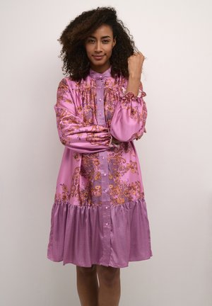 CUARINA - Kreklkleita - phlox pink graphic