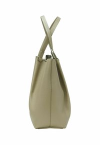 Sac seau en cuir beige texturé. Dispose de deux sangles réglables, d'un dessus resserré et d'une base plate pour la stabilité.