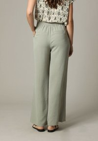 DEELUXE NISKI - Broek - Tilleul