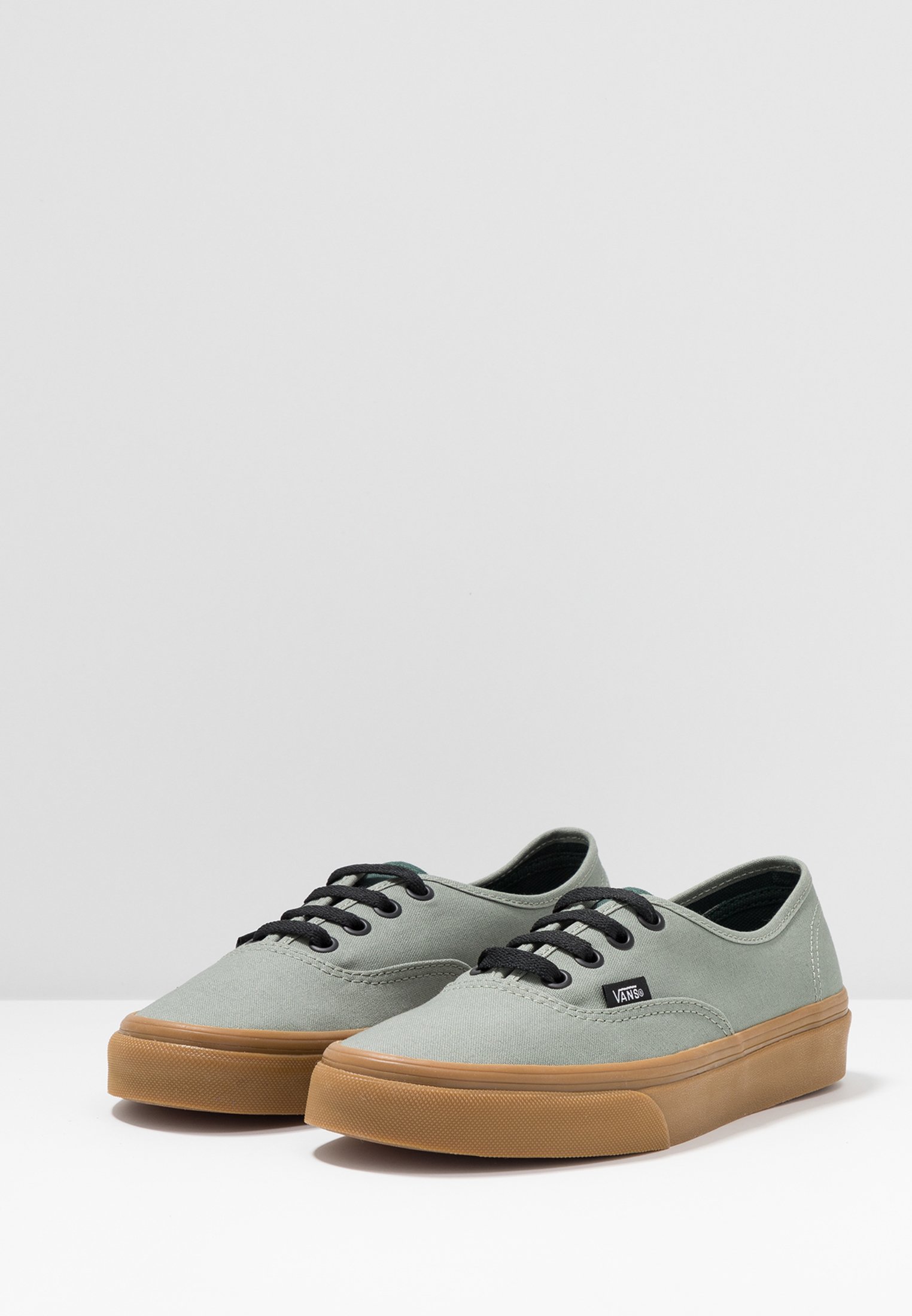 vans authentic shadow trekking green