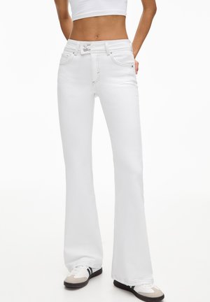 Jean flare - white