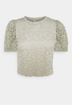 Hellgrüne Spitzenbluse mit Blumenmuster, kurzen Puffärmeln, rundem Ausschnitt und gewelltem Saum.