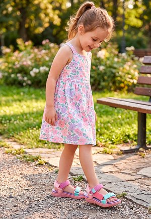 Luna Collection, DEMAX UNISEX - Sandalias de senderismo - lila