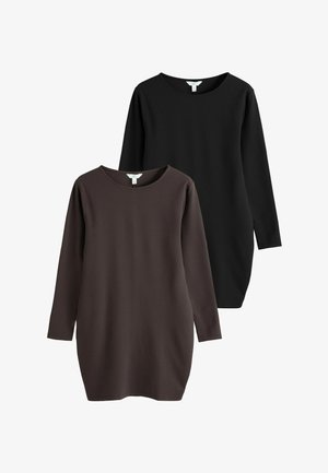 To langærmede kjoler til knælængde i sort og mørkebrun med rund hals, vist mod en hvid baggrund.