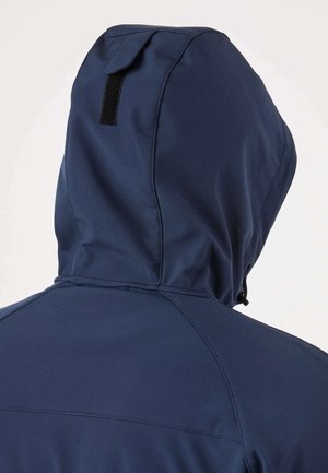 Marineblaue Kapuzenjacke von hinten gesehen, mit einem vertikalen schwarzen Klettverschluss-Riemen an der Kapuze.