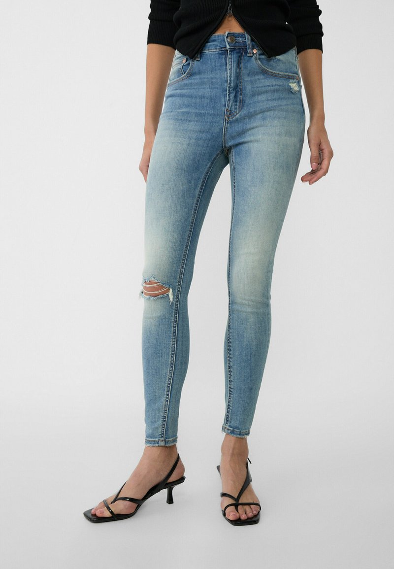 Stradivarius D07 - Oprijete (skinny) kavbojke - royal blue