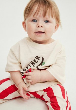 Minories, PATTERNED 2-PIECE BABY SET UNISEX - Pantalon de survêtement - red