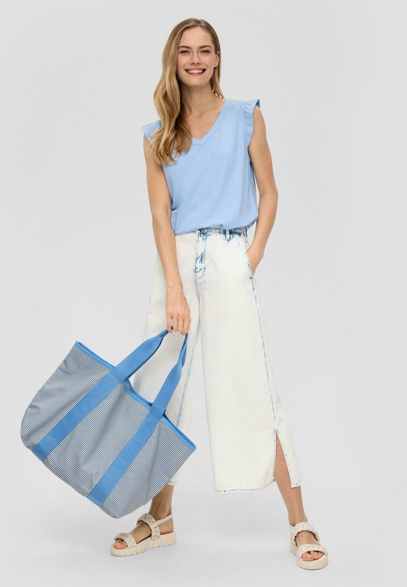 s.Oliver MIT VOLANTS - T-shirt basic - himmelblau