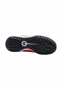Suola in gomma nera con motivo di presa testurizzato, con accento del logo bianco. Sezione superiore in rosso con strisce bianche, design leggero.