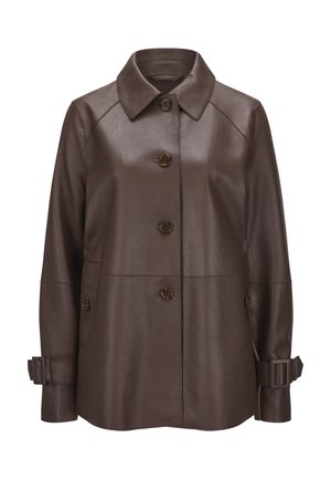 Braune Lederjacke mit Kragen, fünf Knöpfen, Seitentaschen und Schnallenakzenten an den Ärmeln. Glatte Textur, taillierte Passform.