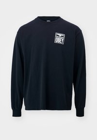Unselected, jet black
